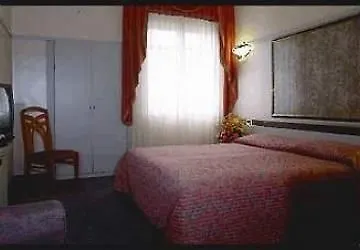 Hotel Dello Stretto Μεσίνα